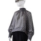 Graue, gepunktete Bluse