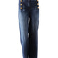 Dunkelblaue, gewaschene Jeans mit goldenen Knöpfen