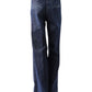 Dunkelblaue, gewaschene Jeans mit goldenen Knöpfen