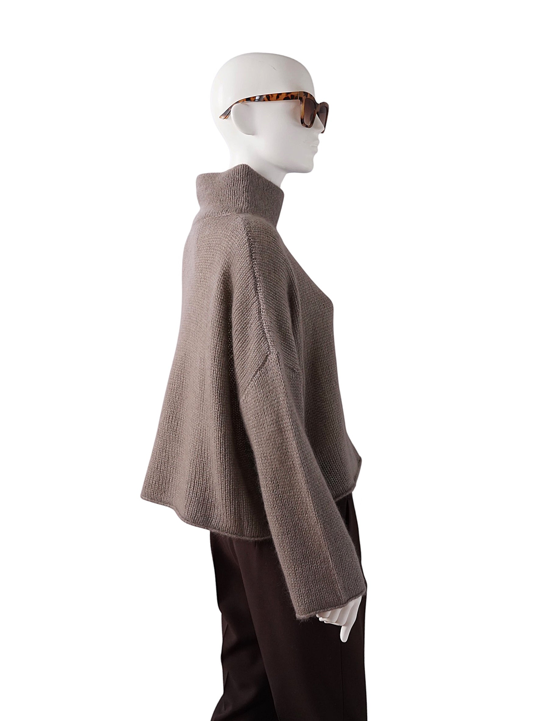 Taupefarbener, cropped Turtleneck aus Cashmere und Seide von FFC – Ansicht 2