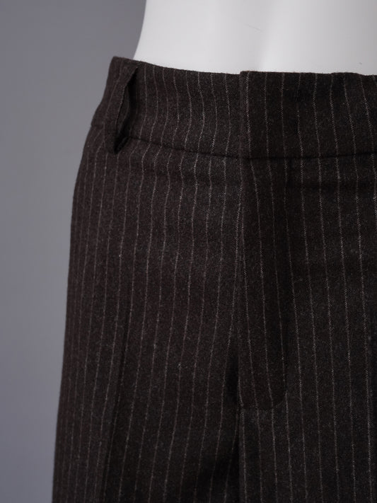 Dunkelbraune Nadelstreifen-Hose "Ivon" mit weitem Bein von Rossi – Ansicht 3