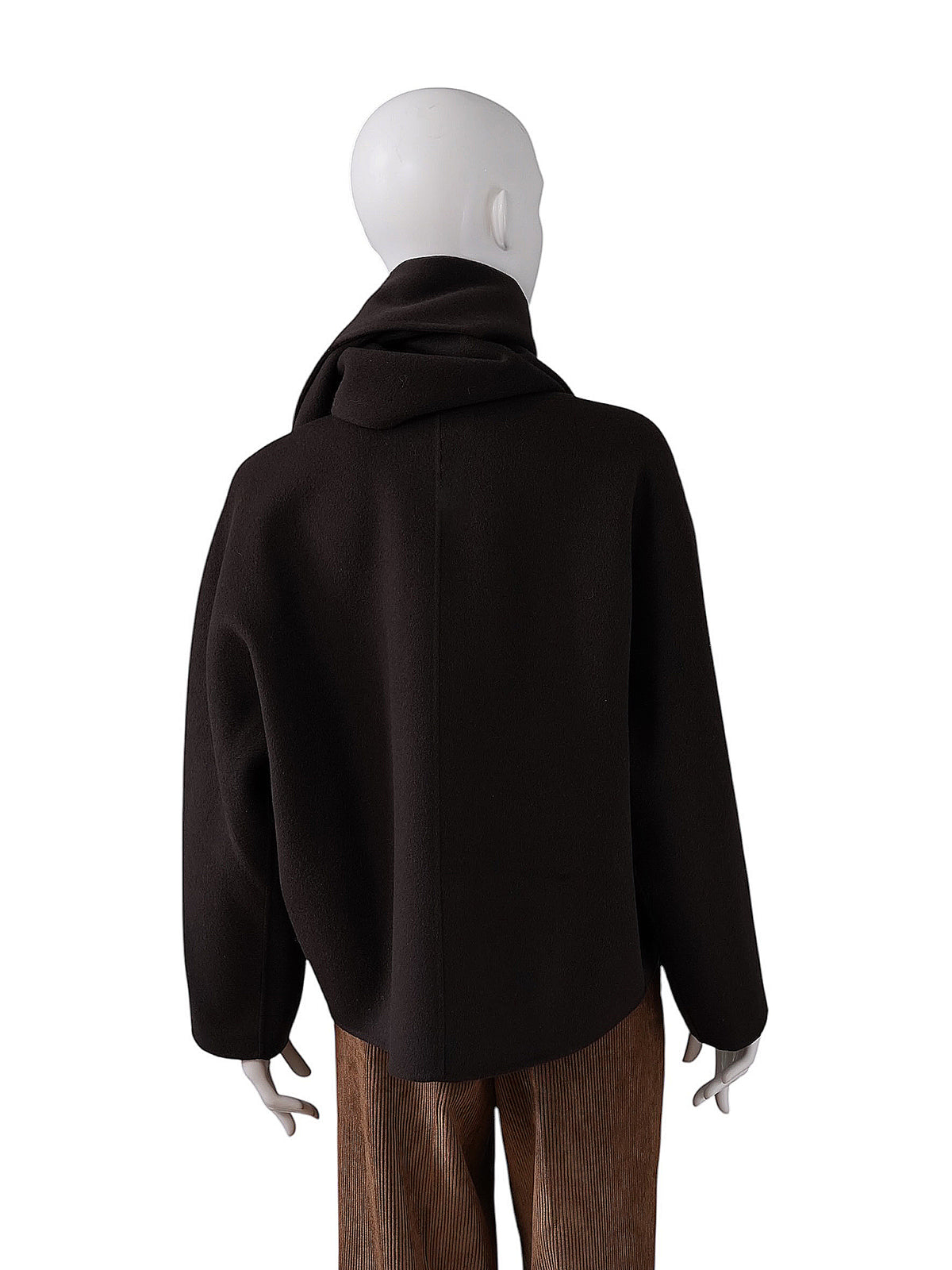 Schokoladenbraune Wolljacke mit abnehmbarem Schal von FFC – Ansicht 6