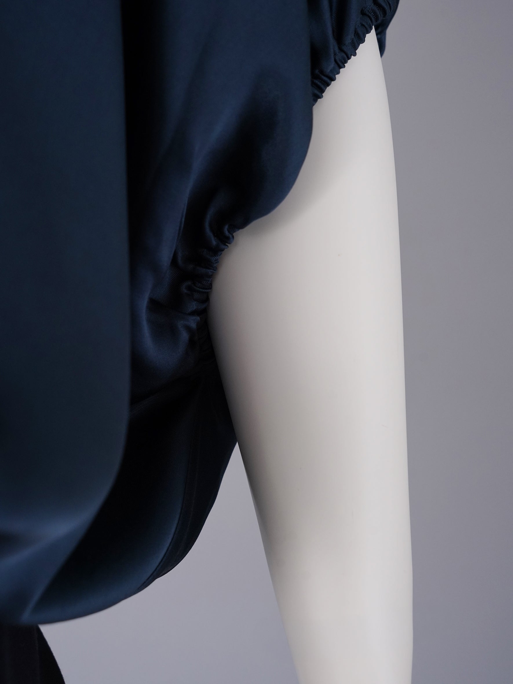 Dunkelblaue Bluse von SoSue – Ansicht 2