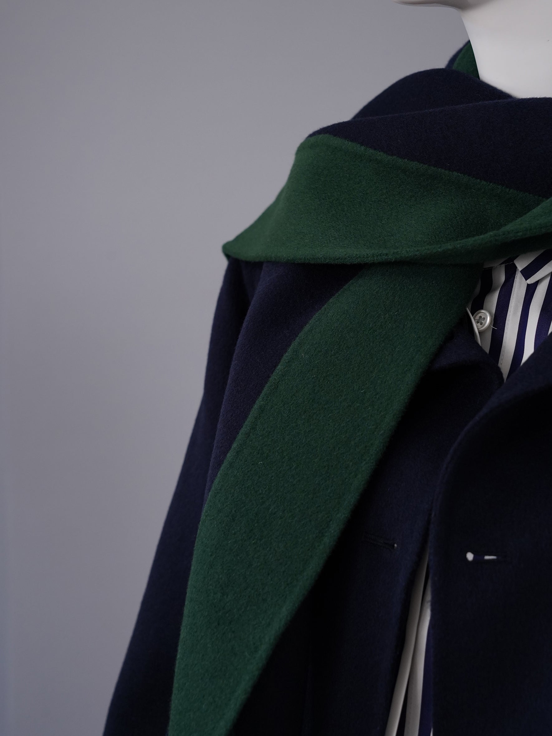 Dunkelblaue Double-Face Cabanjacke aus Wolle und Cashmere von ODEEH – Ansicht 3