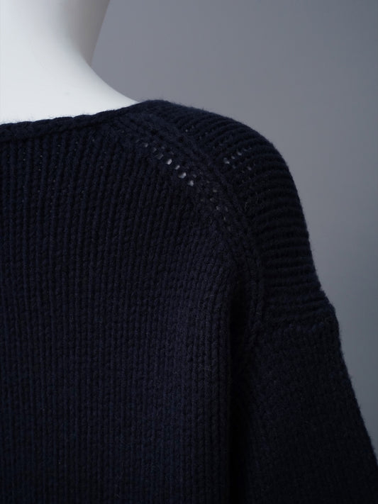 Dunkelblauer Oversize-V-Neck aus Wolle und Kaschmir von FFC – Ansicht 3
