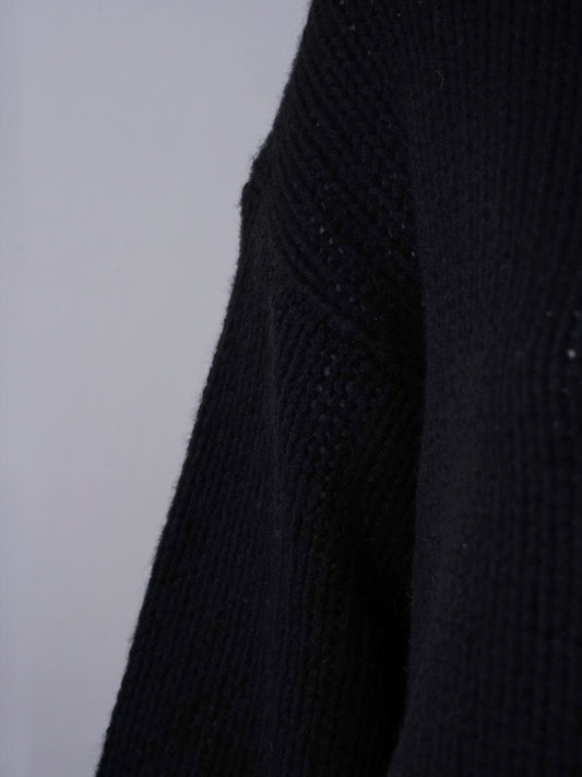 Schwarzer Oversize-V-Neck aus Wolle und Kaschmir von FFC – Ansicht 5