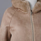 Beige wendbare Kunstfell-Jacke mit Kapuze von Betta Corradi – Ansicht 6