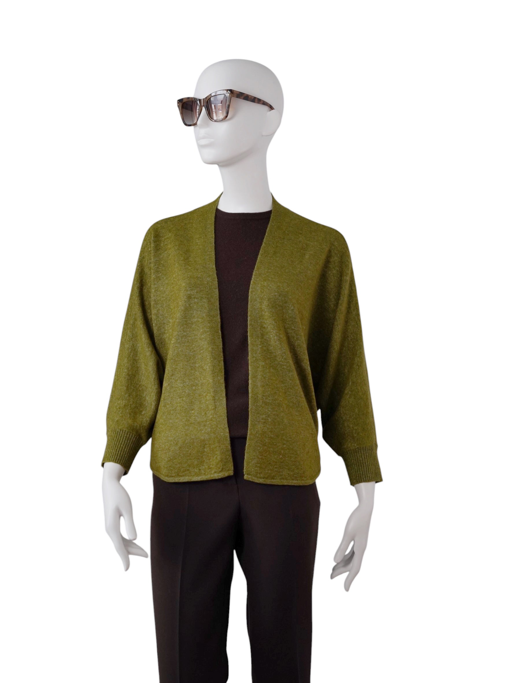 Olivgrüne offene Strickjacke aus Wolle und Lyocell von S.Marlon