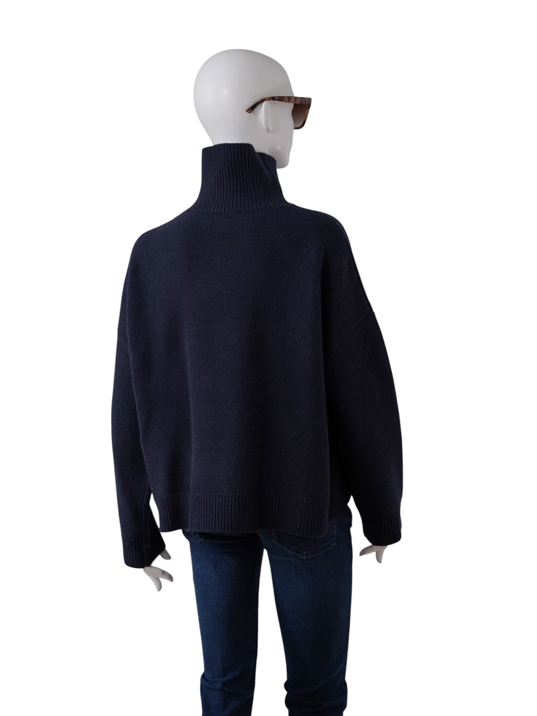 Dunkelblauer Rollkragenpullover aus Wolle von FFC – Ansicht 3