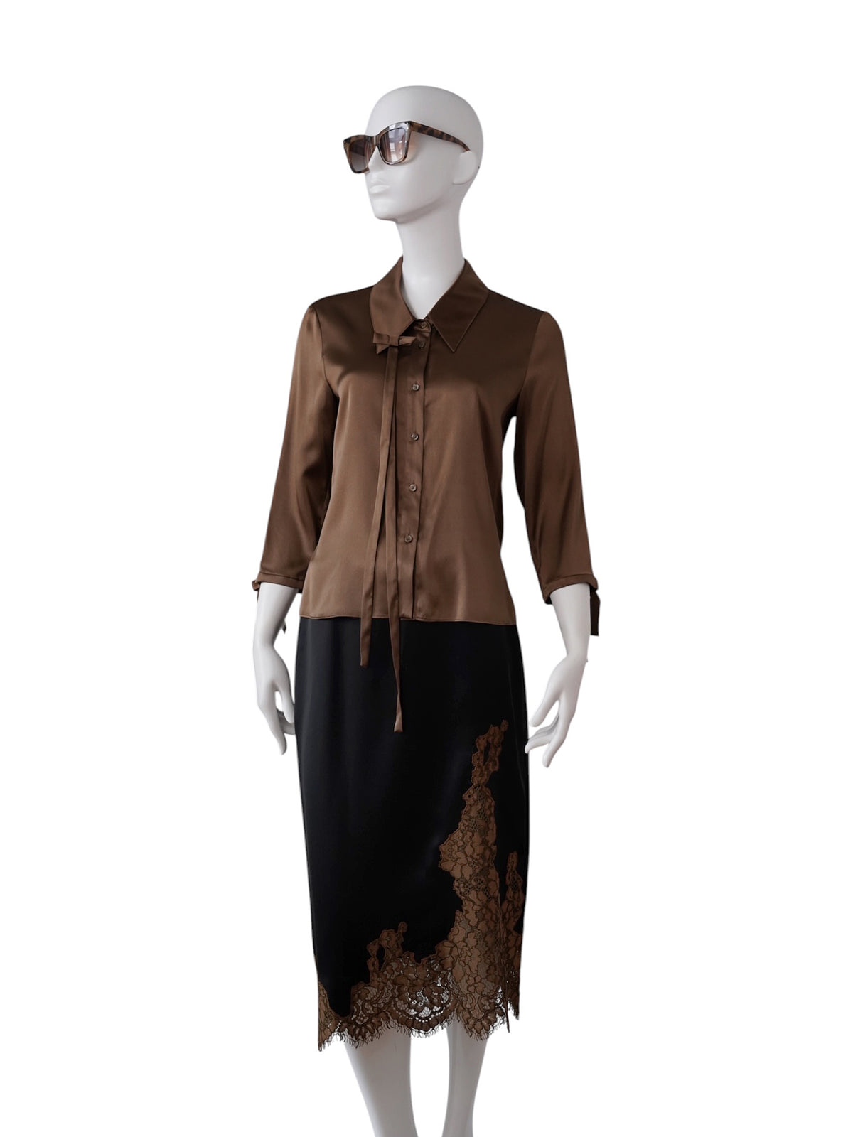 Schwarzer Satin-Rock mit Spitzen-Applikation von Dorothee Schumacher – Ansicht 5