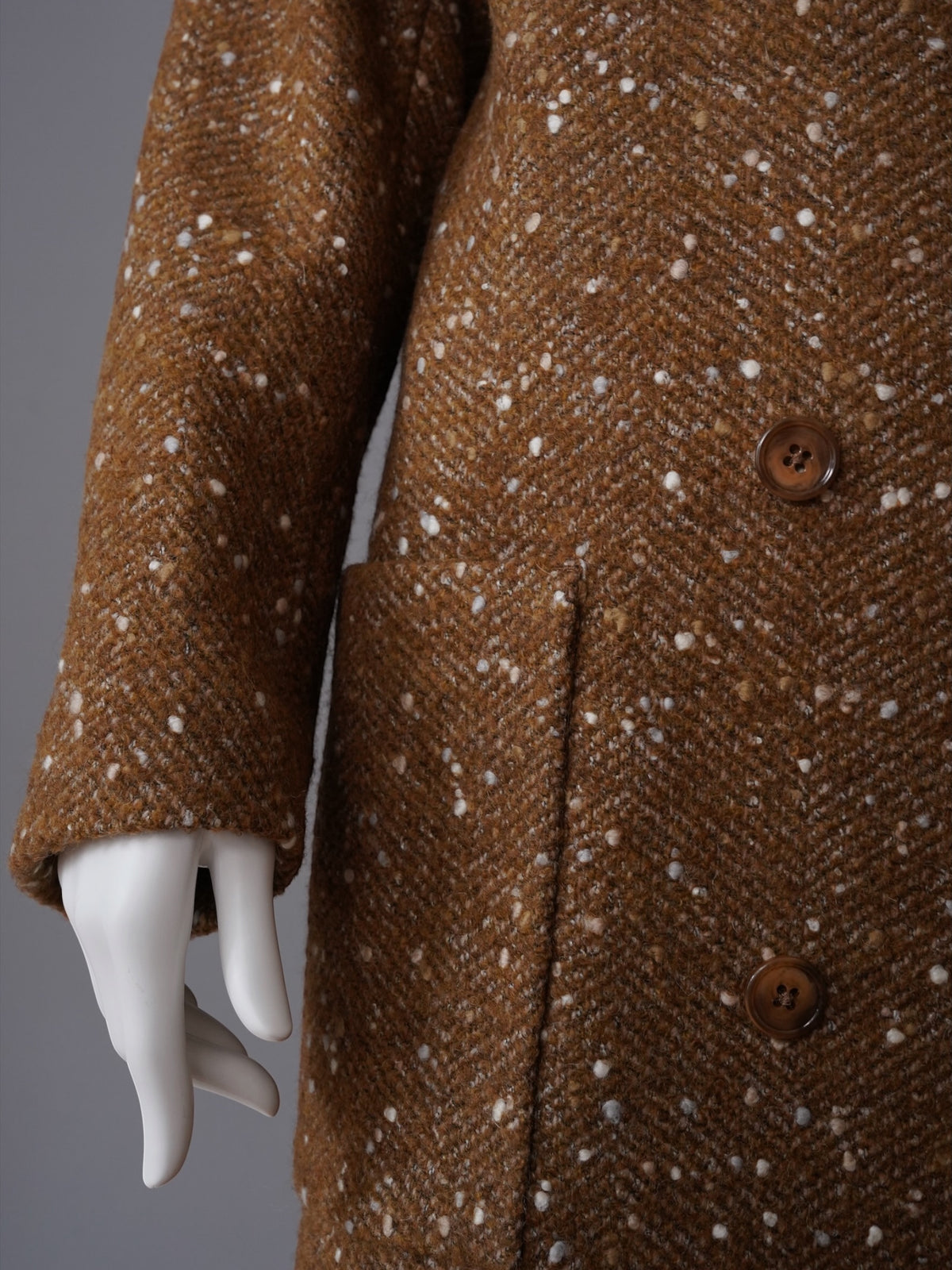 Brauner Tweed-Mantel „Cozy Attraction“ von Dorothee Schumacher – Ansicht 4