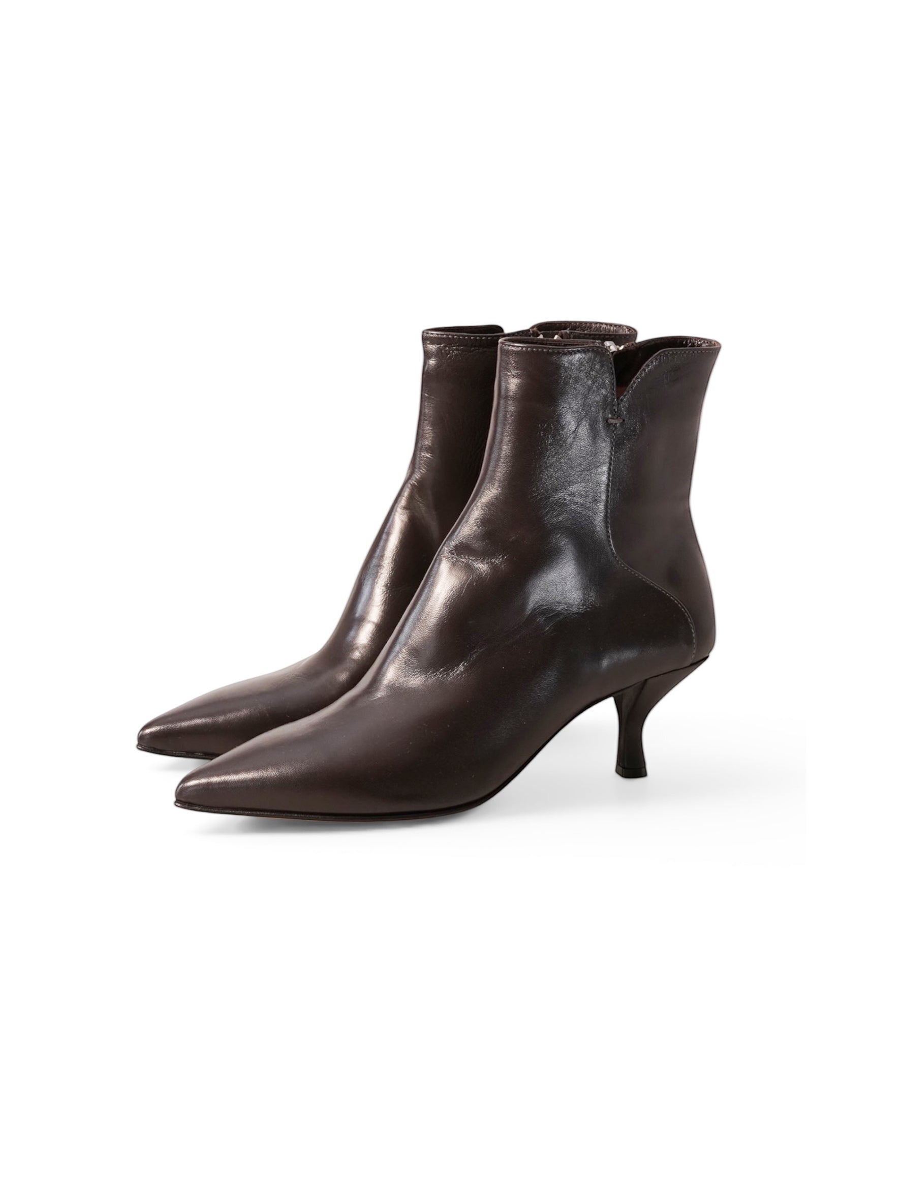 Dunkelbraune Pomme d'Or Stiefelette aus Glattleder mit spitzer Form und Kitten-Heel