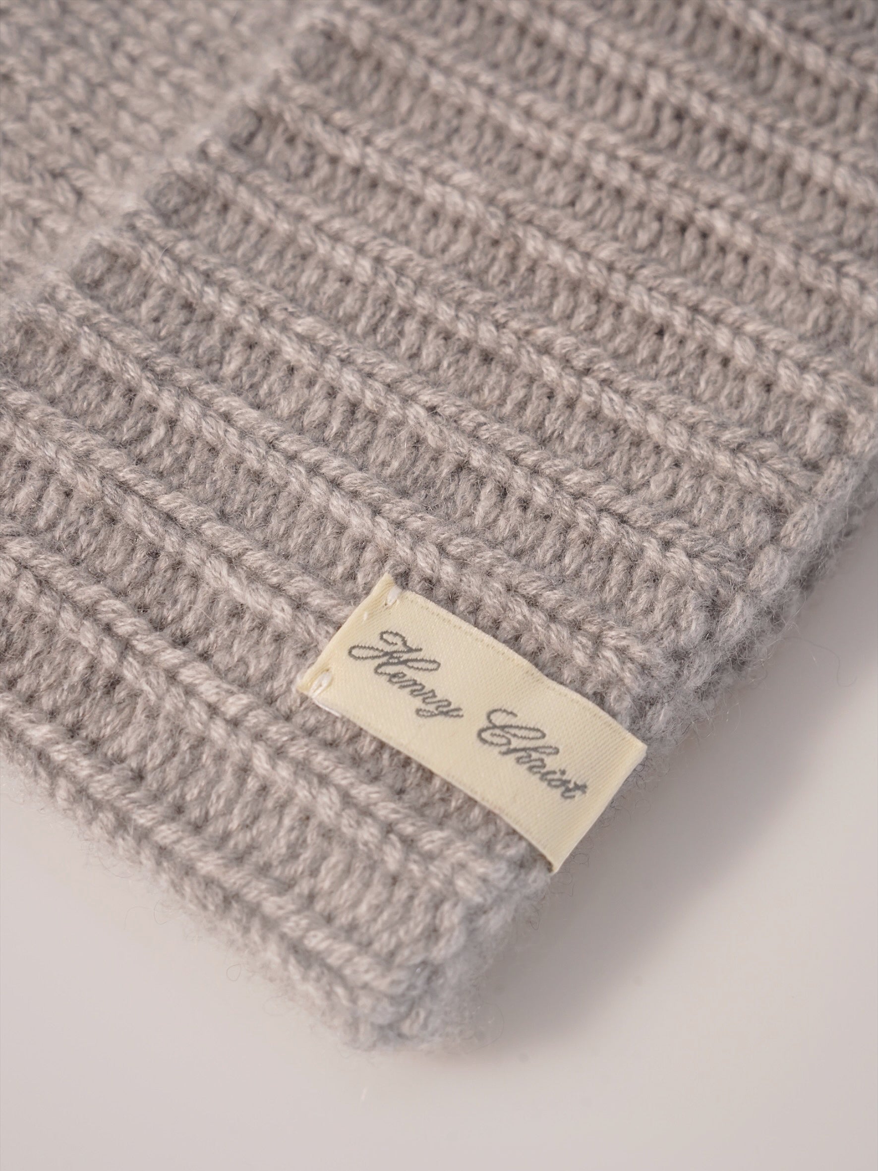 Sandbeige Cashmere-Mütze von Henry Christ – Ansicht 2