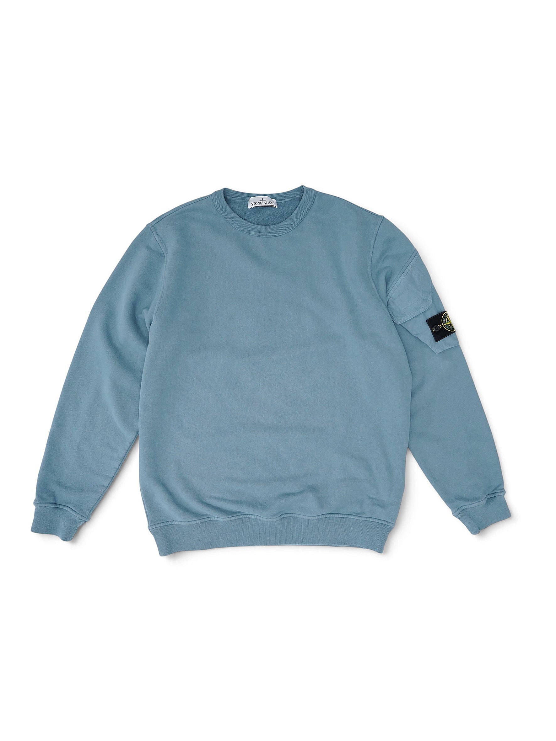 Mittelblaues Sweatshirt mit Ärmeltasche von Stone Island