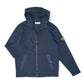 Marineblaue Sweatjacke mit Kapuze und Rippenstruktur von Stone Island