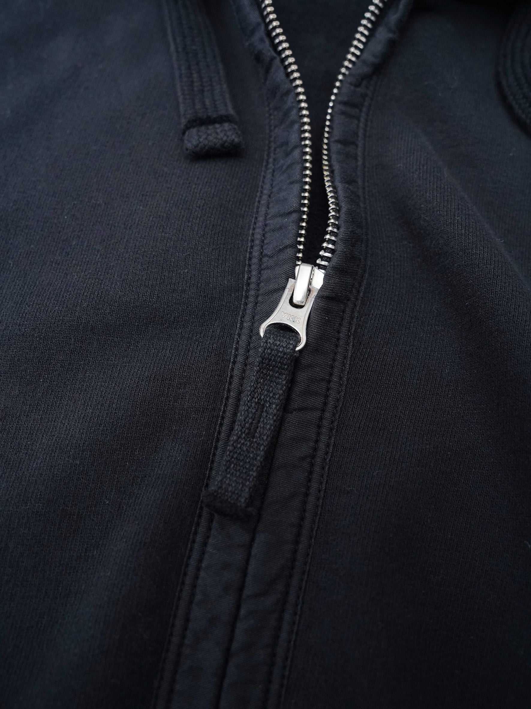 Schwarze Sweatjacke mit Kapuze von Stone Island – Ansicht 4