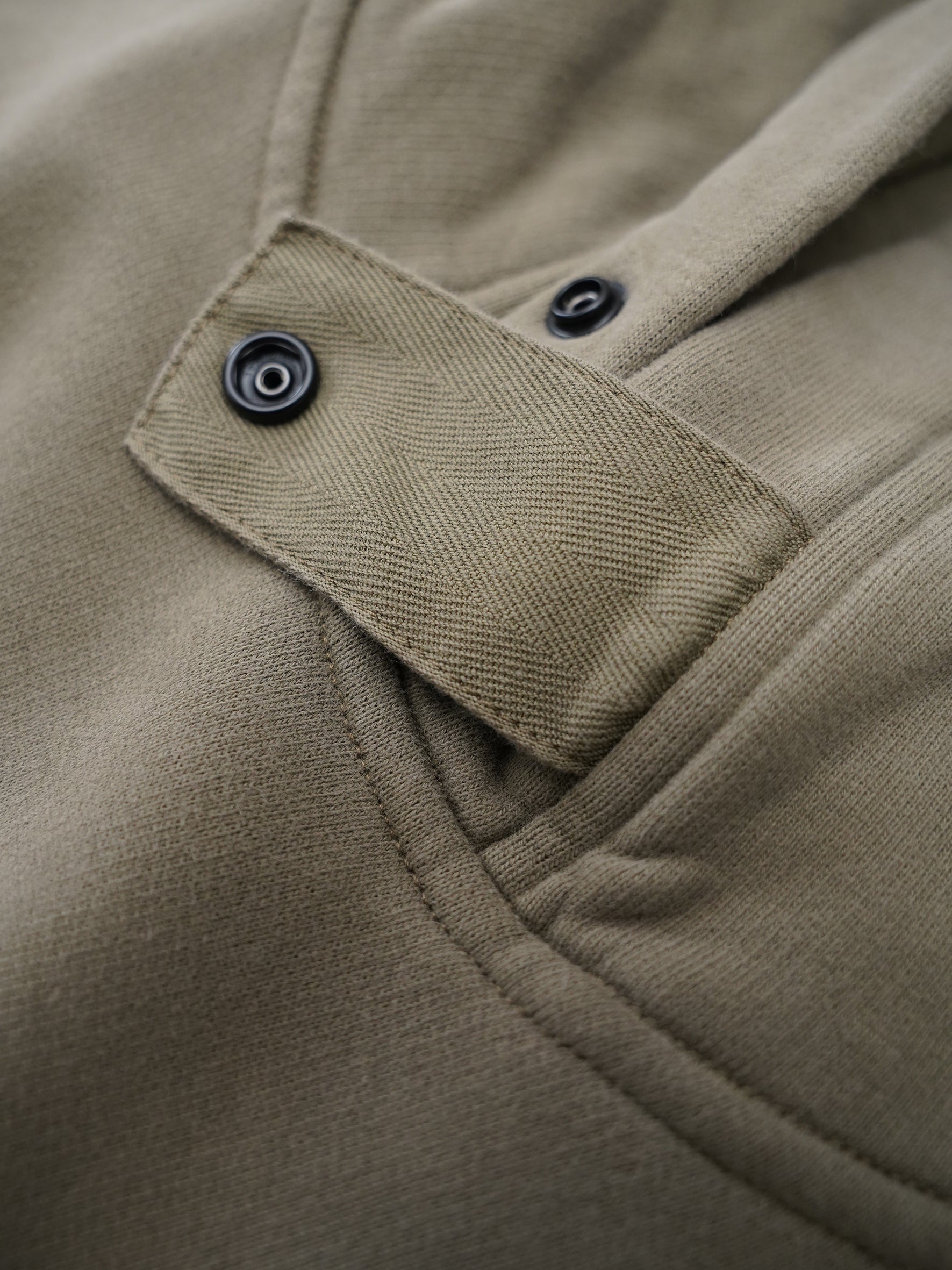 Khakifarbener Hoodie von Stone Island – Ansicht 4