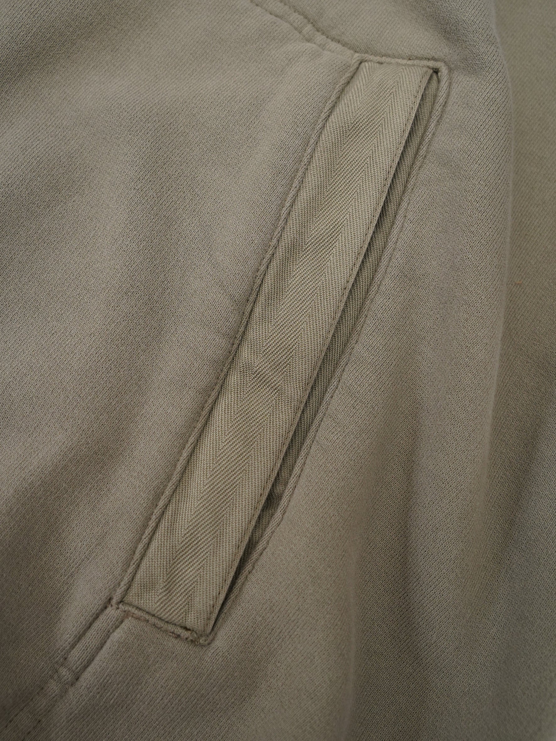 Khakifarbener Hoodie von Stone Island – Ansicht 3