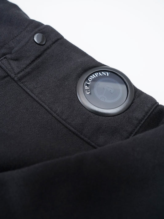 Schwarzes Sweatshirt mit Linsen-Badge von C.P. Company – Ansicht 2
