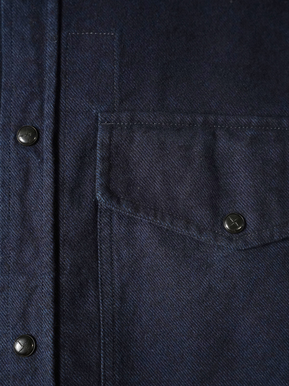Dunkelblaues Flanell-Denim-Hemd von Stone Island – Ansicht 3