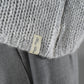 Hellgraue Strickjacke aus Cashmere und Seide mit Pailletten von Henry Christ – Ansicht 4