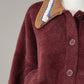 Bordeauxfarbene Fake-Fur-Jacke im College-Look