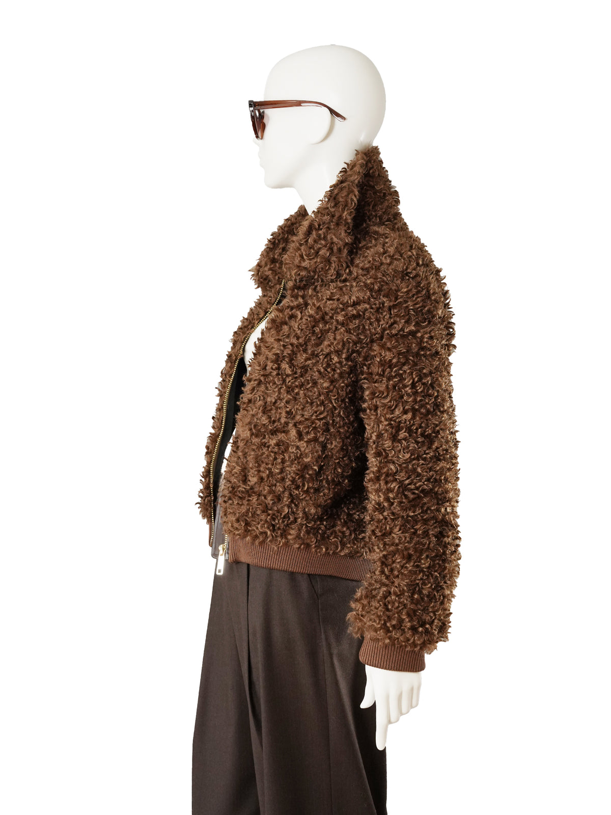 Schokoladenbrauner Fake-Fur-Blouson in Lockenfell-Optik von Hemisphere – Ansicht 5