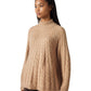 Camelfarbener Zopfstrick-Pullover mit Stehkragen von Hemisphere