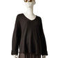 Espressobrauner Kaschmir-Pullover mit V-Ausschnitt und Lurex-Detail von Henry Christ – Vorderansicht mit V-Ausschnitt