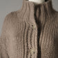 Taupefarbene Grobstrickjacke aus Kaschmir und Seide