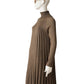 Taupefarbenes Strickkleid in Plissee-Optik von Hemisphere – Seitenansicht