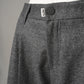Graue Flanellhose „The Gent“ mit weitem, geradem Bein