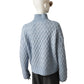 Hellblauer Kaschmir-Pullover mit Flechtmuster von Hemisphere – Rückansicht
