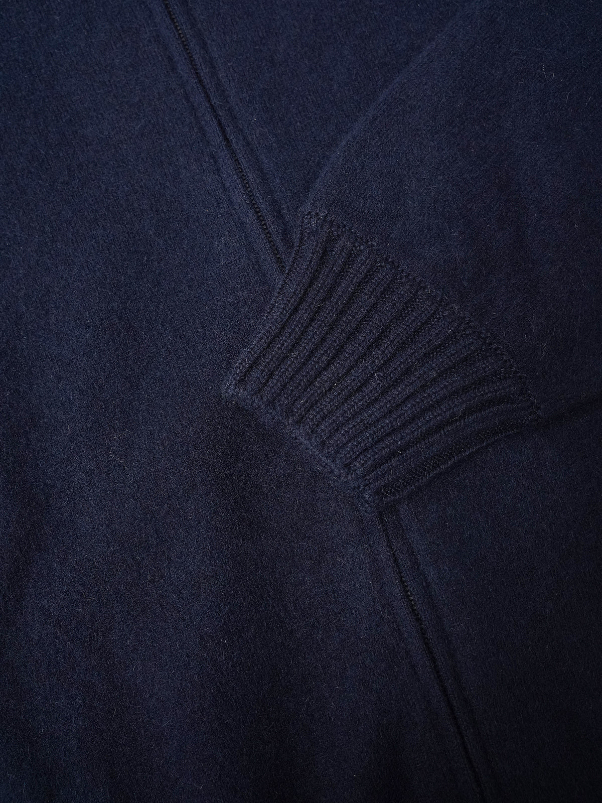 Dunkelblauer Kaschmir-Zip-Cardigan mit Stehkragen von Gran Sasso – Ansicht 4