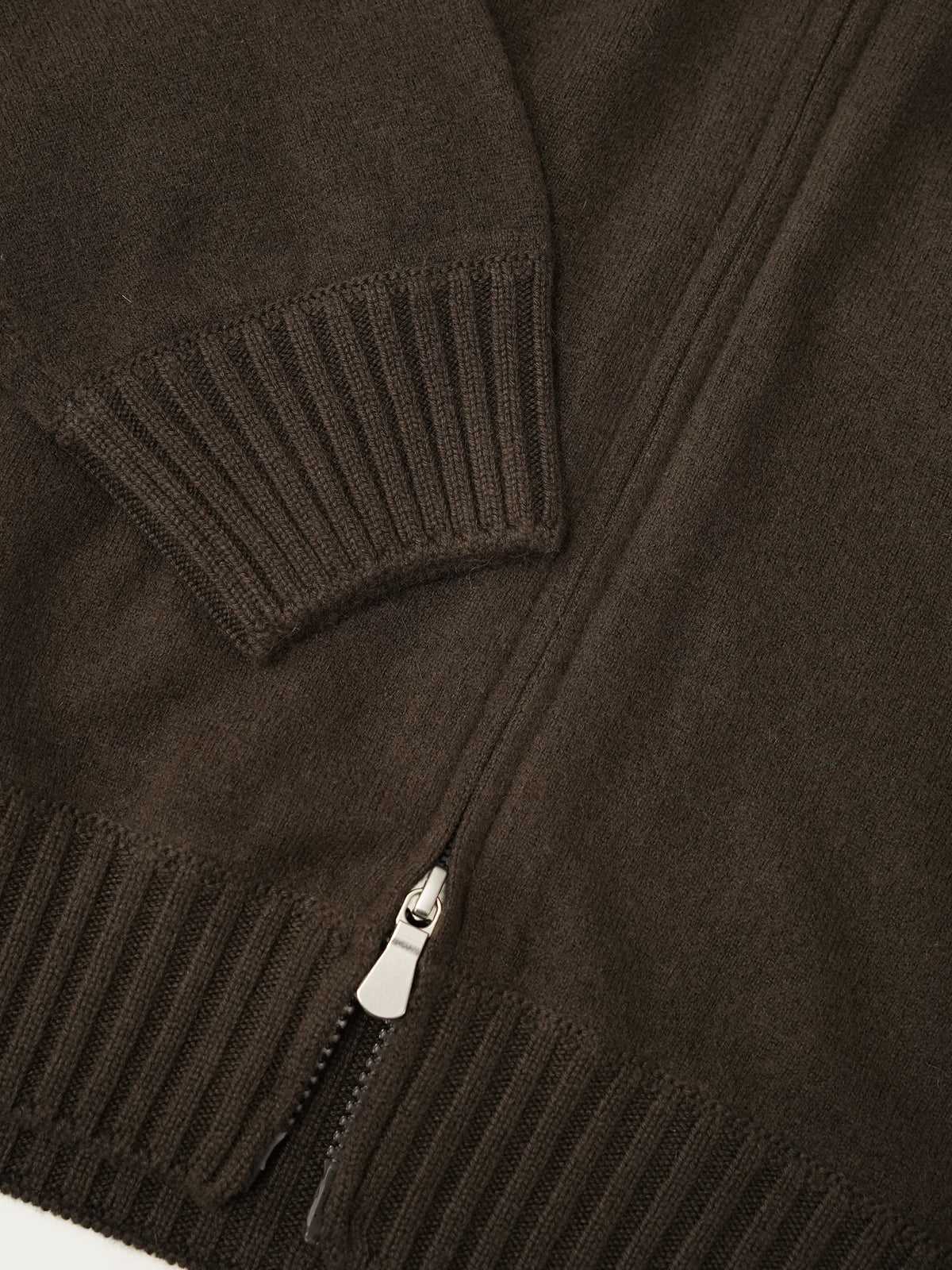 Espressobrauner Kaschmir-Zip-Cardigan mit Stehkragen von Gran Sasso – Ansicht 4