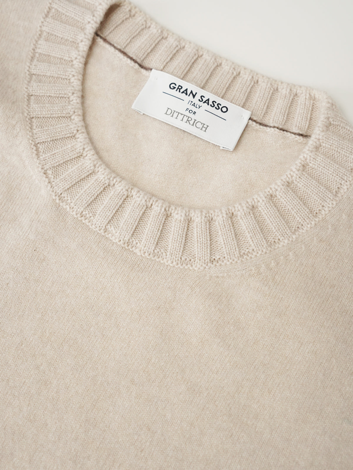 Beigefarbener Kaschmir-Pullover mit Rundhals von Gran Sasso – Ansicht 2