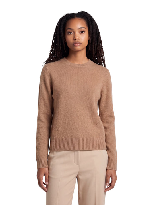 Camelfarbener Flauschpullover mit Rundhals von S. Marlon