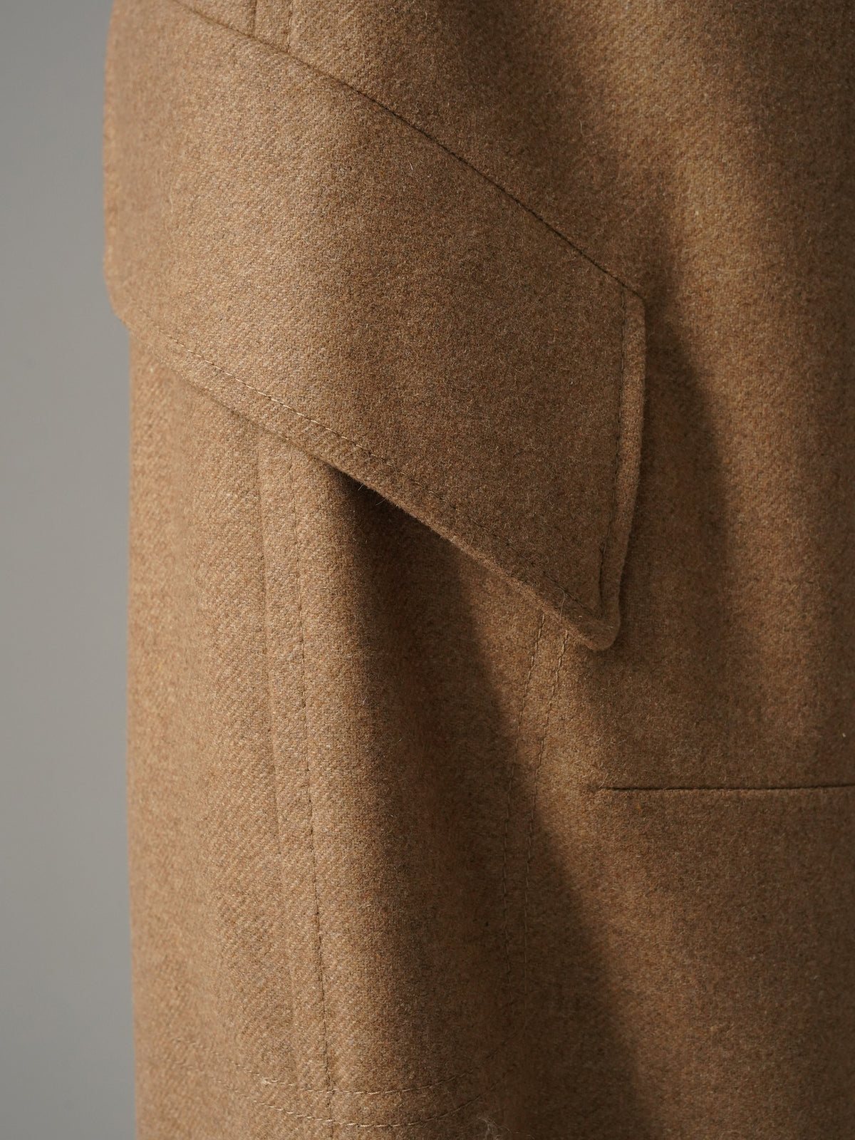 Camelfarbene Wollhose mit weitem Bein von Dorothee Schumacher – Ansicht 4