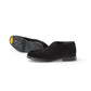 Dunkelblauer, knöchelhoher Slip-On aus Veloursleder von Doucal's – Seitenansicht mit Profilsohle