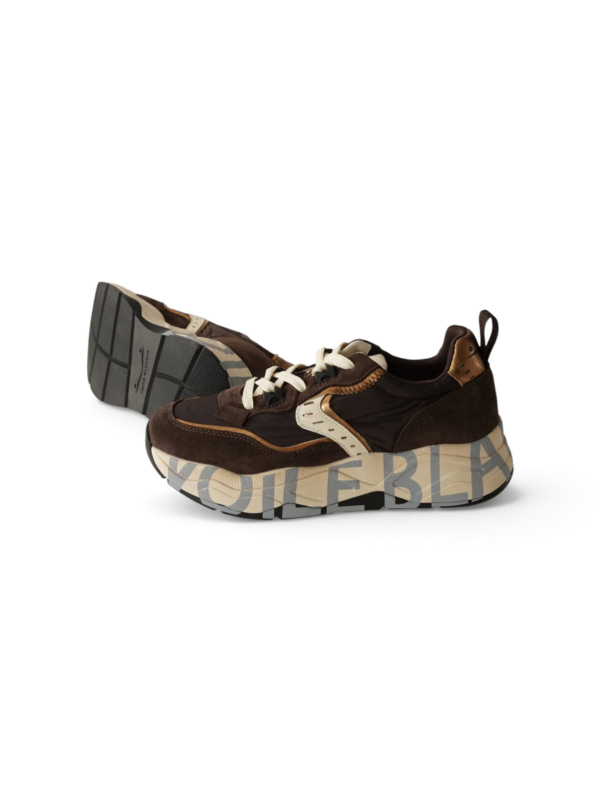 Dunkelbrauner Chunky-Sneaker mit Plateausohle von Voile Blanche – Seitenansicht mit Laufsohle