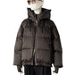 Schwarzbraune Daunenjacke mit Kapuze