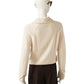 Cremefarbener Pullover mit perlenbesetztem Bindeband von Essentiel Antwerp – Ansicht 3