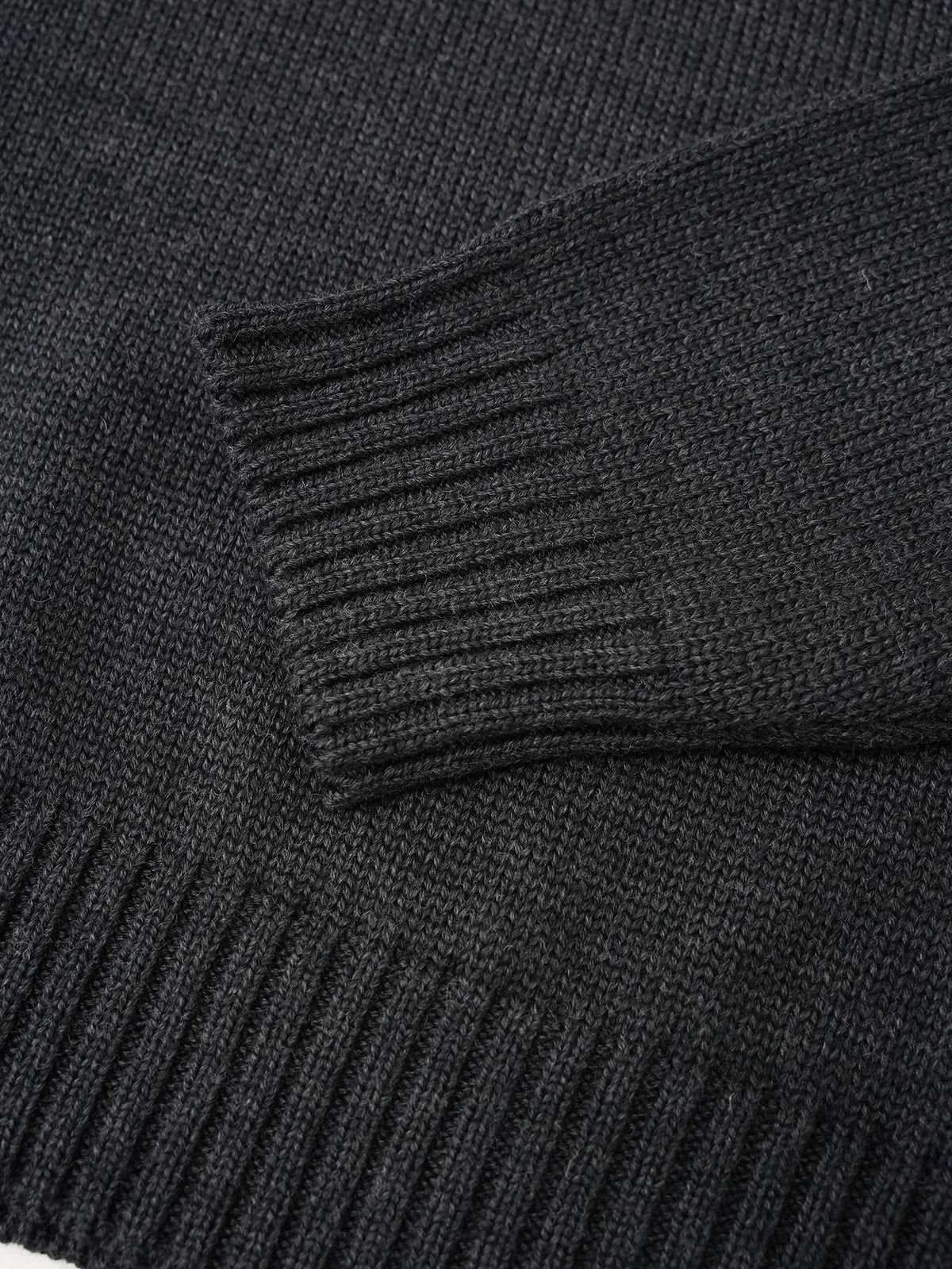 Anthrazitfarbener Rollkragenpullover von Slowear – Ansicht 3