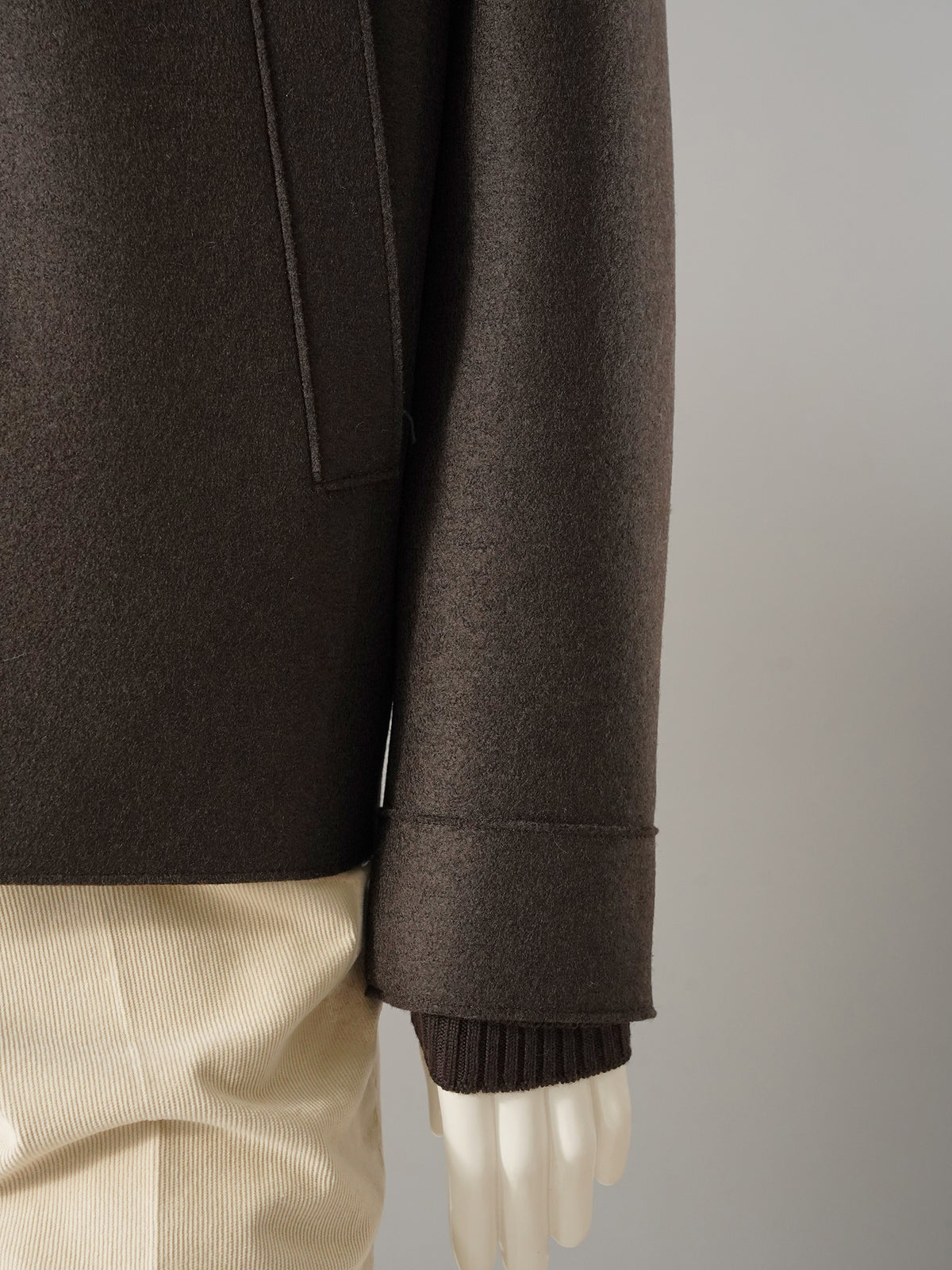 Dunkelbrauner Blouson aus gekochter Wolle von Harris Wharf London – Ansicht 3