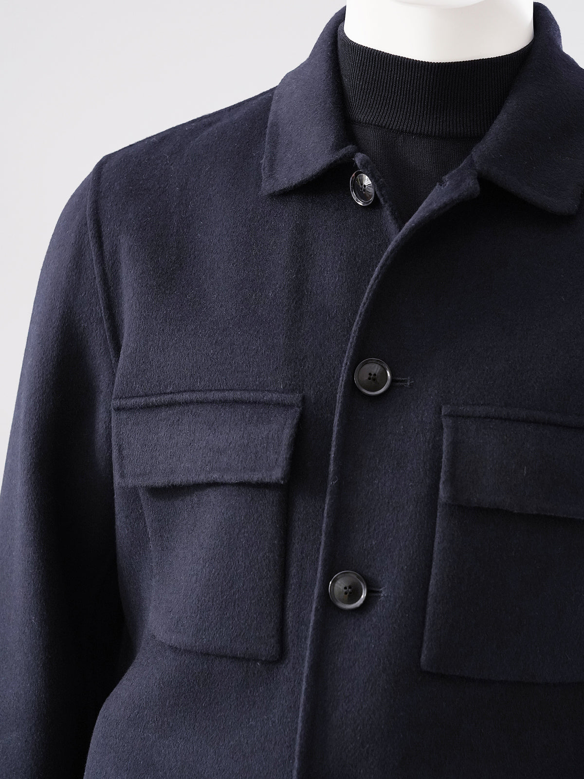 Dunkelblaues Overshirt aus Wollmischgewebe von Galà – Ansicht 2