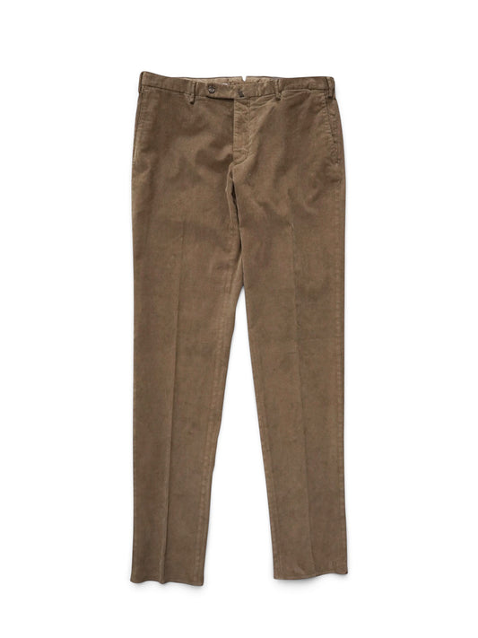 Haselnussbraune Cordhose mit Bügelfalte von Slowear – Vorderansicht