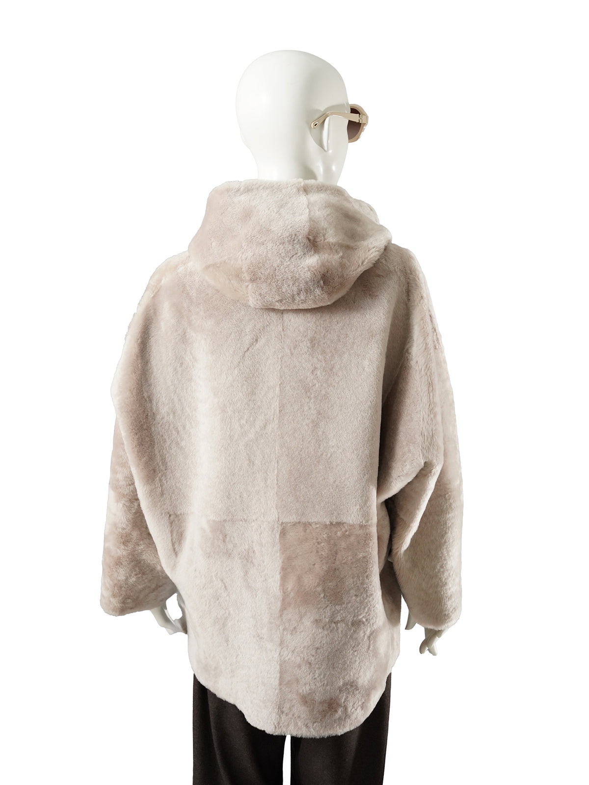 Camelfarbene wendbare Lammfelljacke mit Kapuze von Werner Christ – Ansicht 6