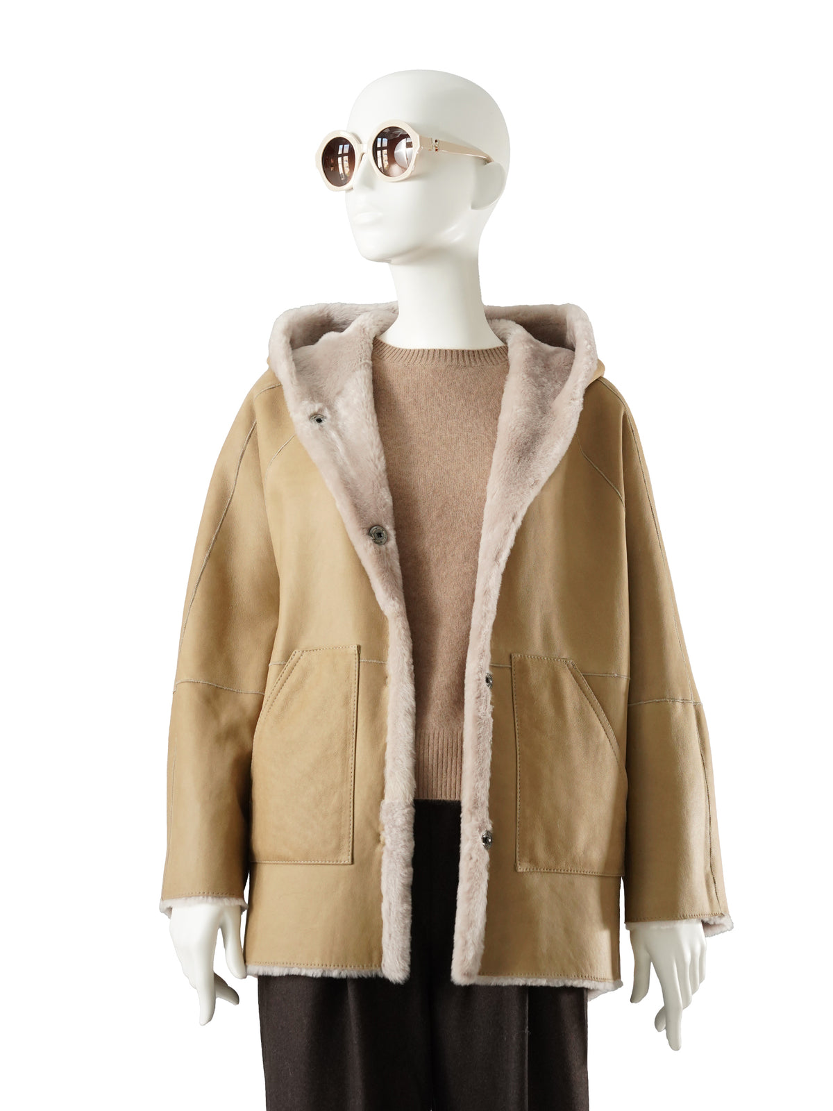 Camelfarbene wendbare Lammfelljacke mit Kapuze von Werner Christ – Ansicht 2