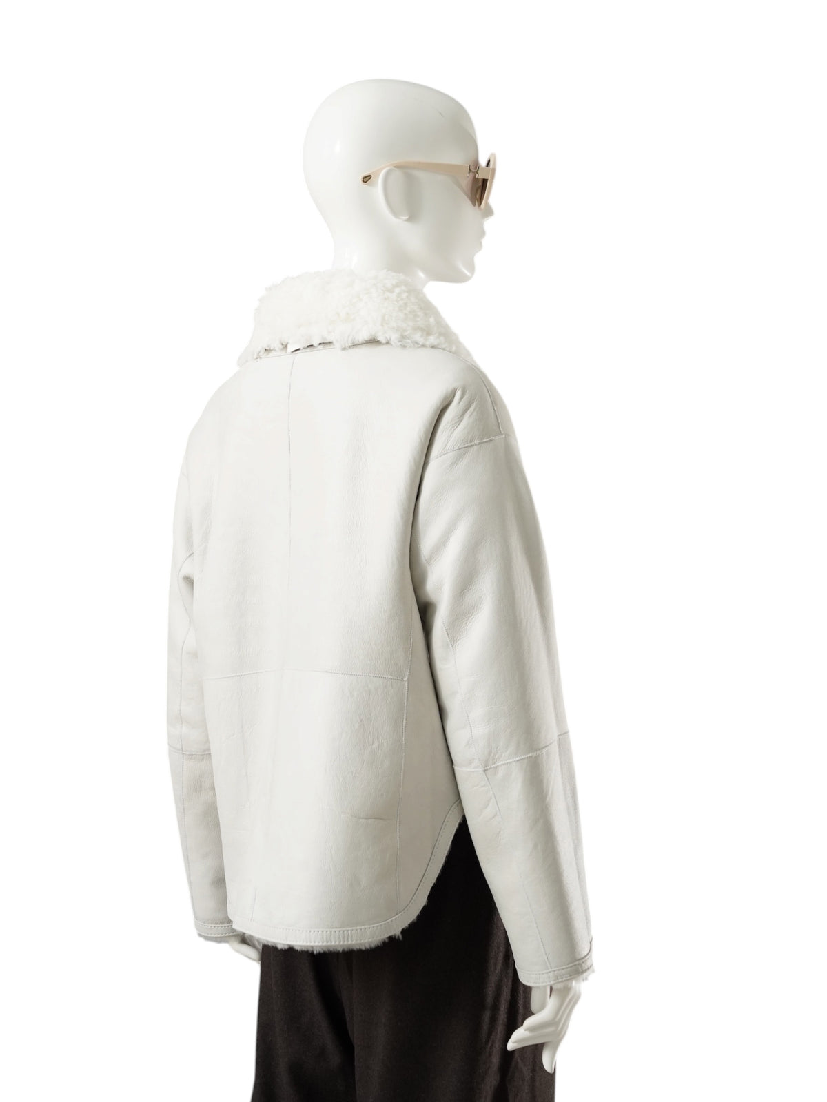Wendbare Lammfelljacke in Wollweiß mit Reißverschluss von Werner Christ – Ansicht 9