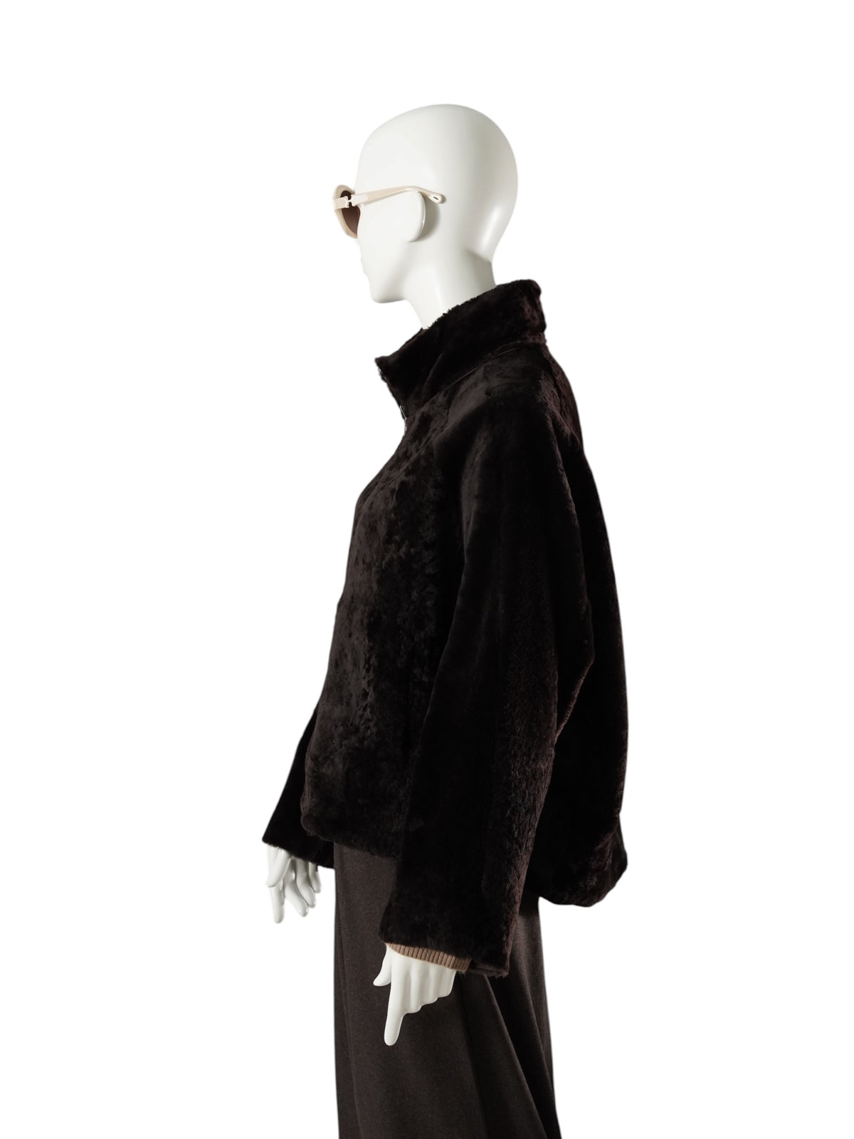 Dunkelbraune wendbare Lammfelljacke mit Stehkragen von Werner Christ – Ansicht 4
